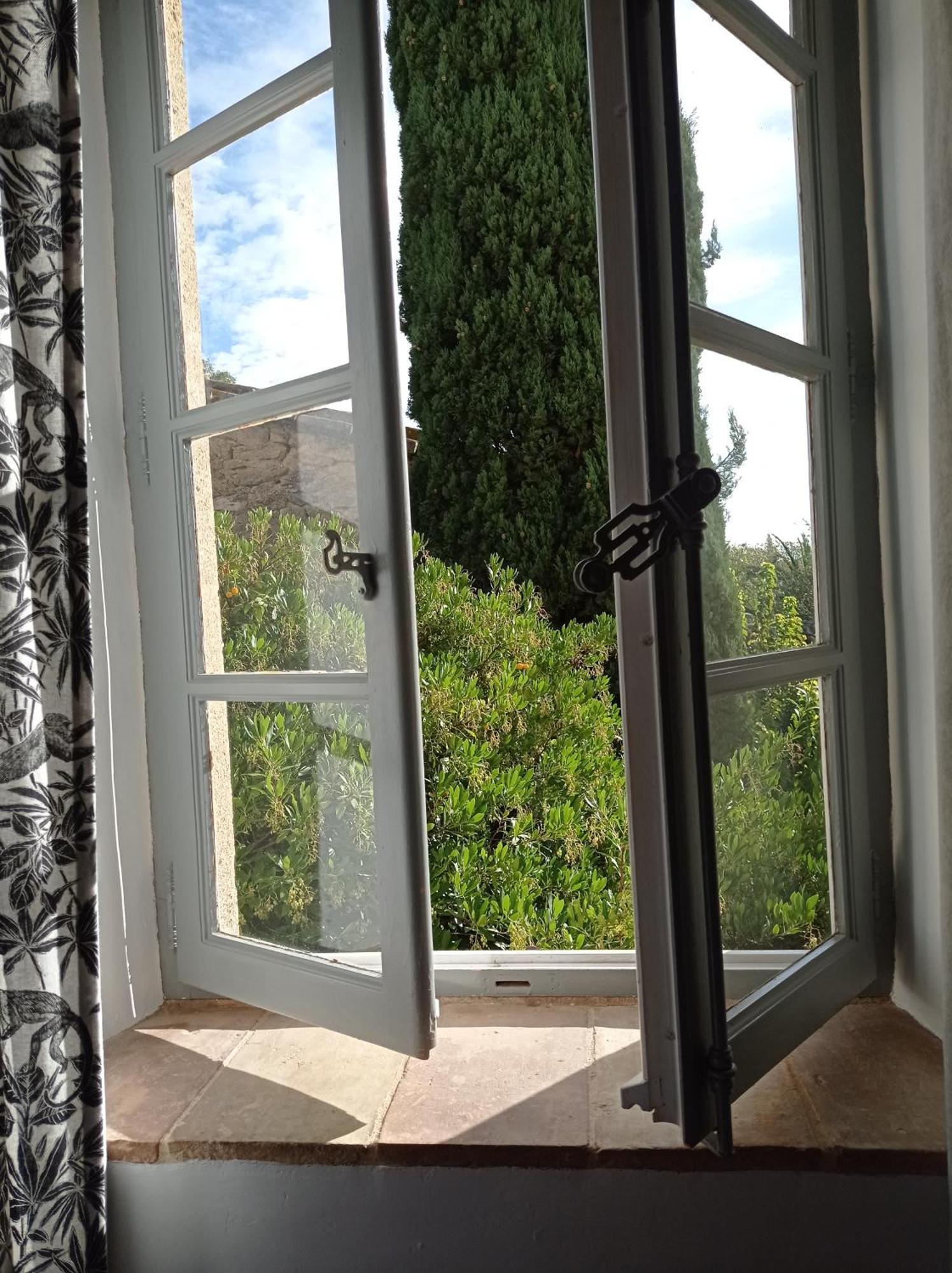 La Bastide De Boisset Bed & Breakfast Argilliers Bagian luar foto
